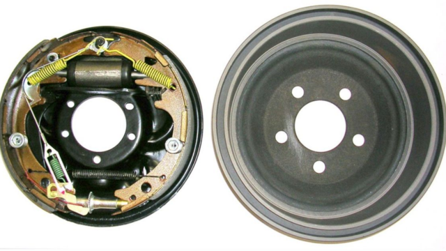 ĐĨA PHANH VÀ PHANH TRỐNG - HAI LOẠI HỆ THỐNG PHANH KHÁC NHAU ĐƯỢC SỬ DỤNG TRONG XE HƠI